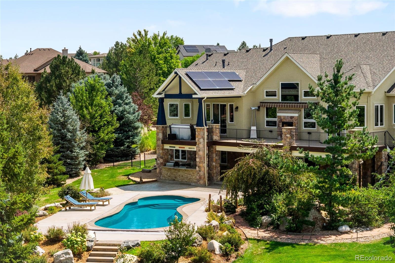 2455 Marshall Court