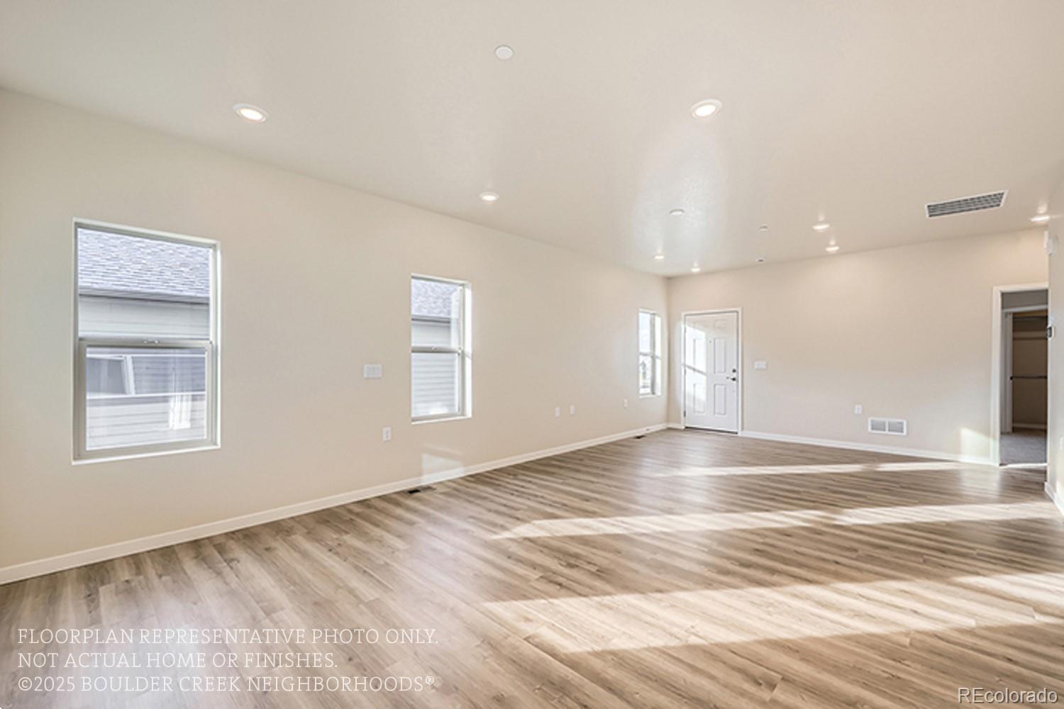 844 W 128th Place