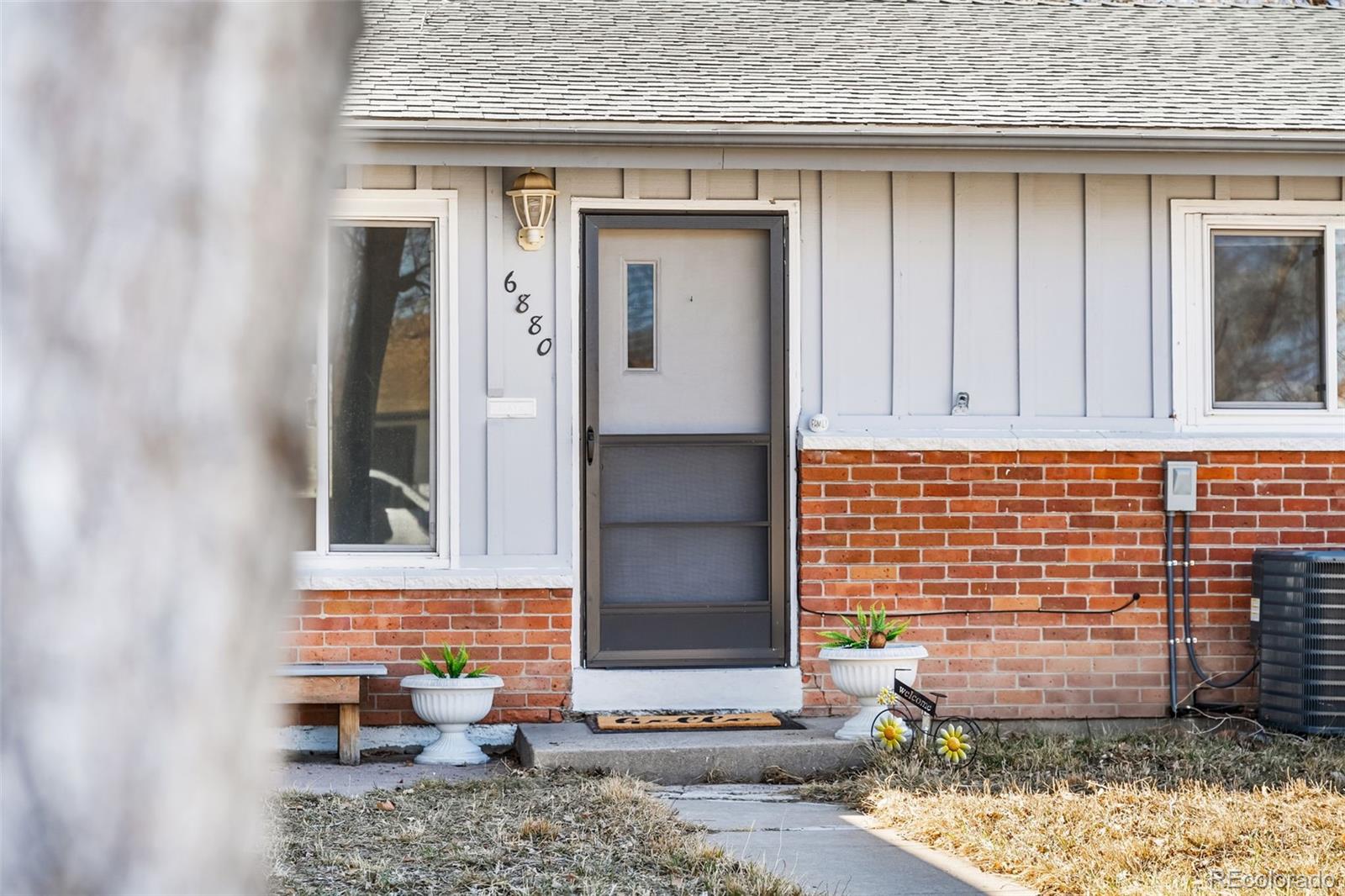 6880 W Airview Avenue, Lakewood, CO, 80232 1 6880 W Airview Avenue