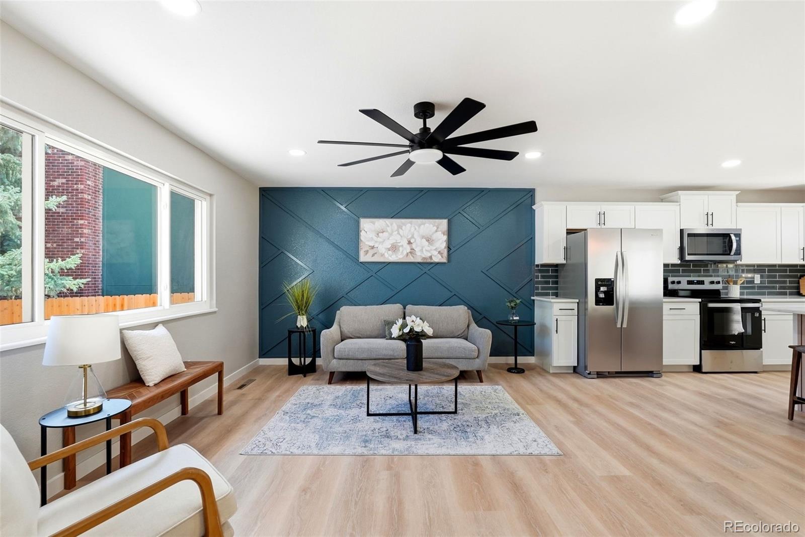 4422 Flintridge Drive