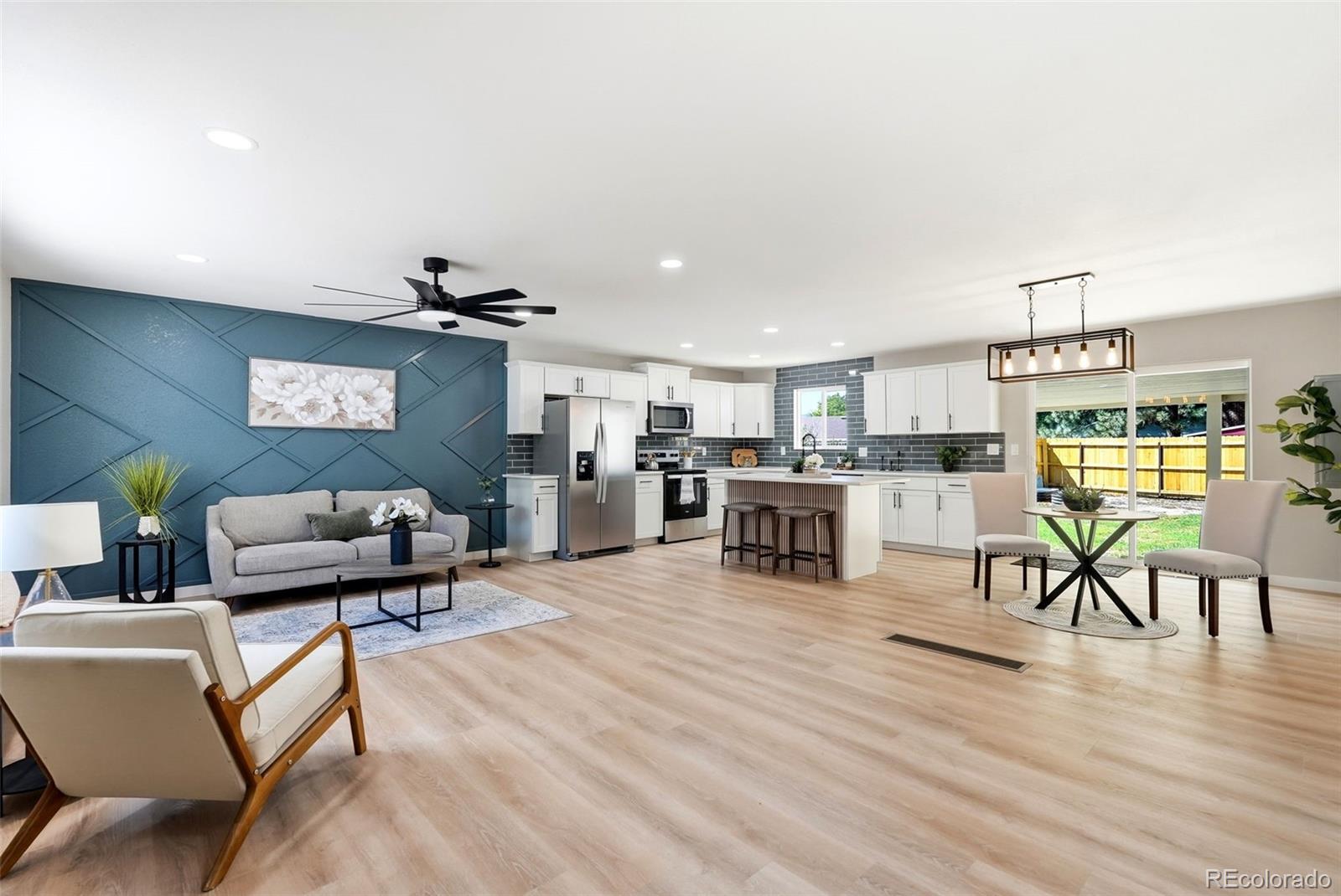 4422 Flintridge Drive