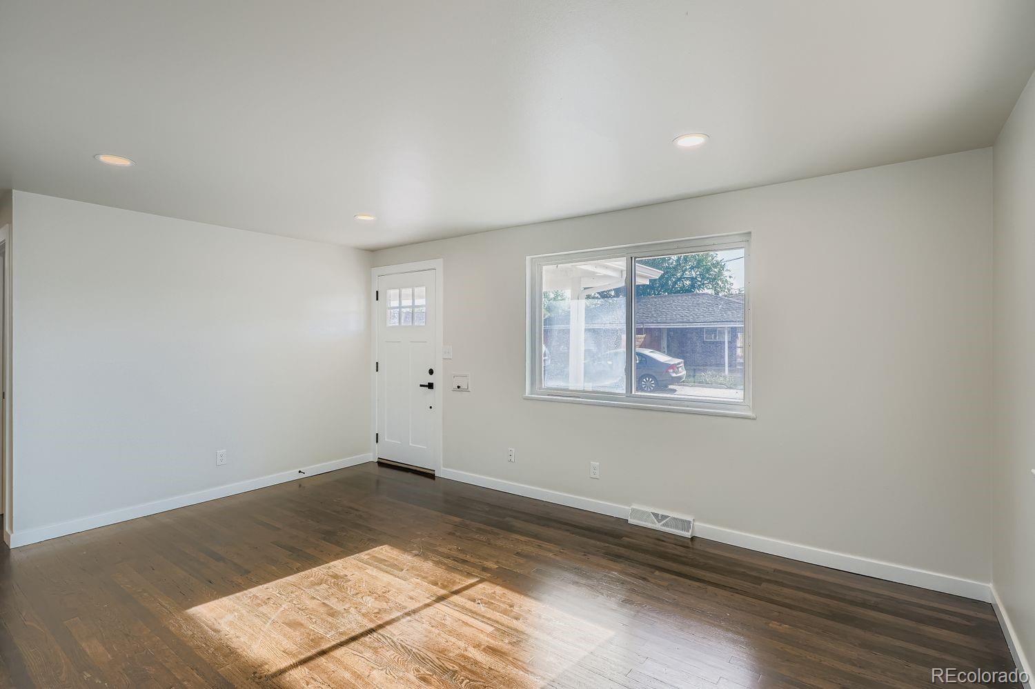 4445 W Tennessee Avenue