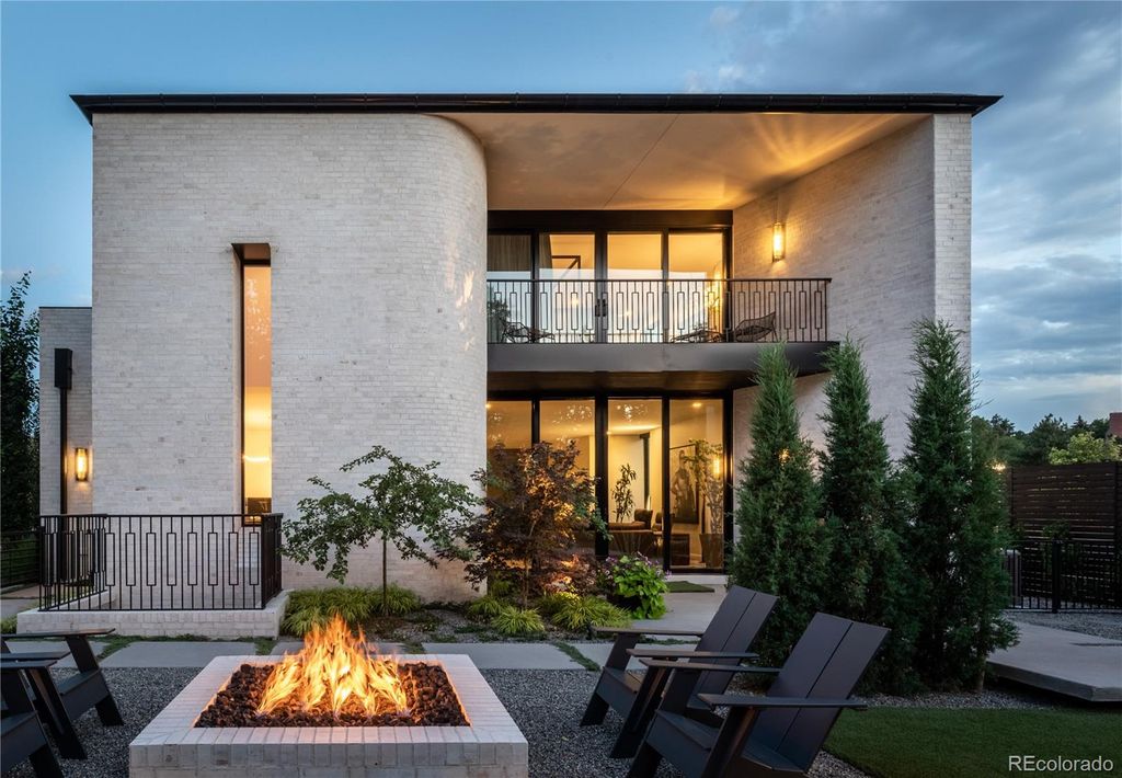 Photo of 2600 E Cedar Avenue, Denver, CO 80209 (MLS # 8729684)