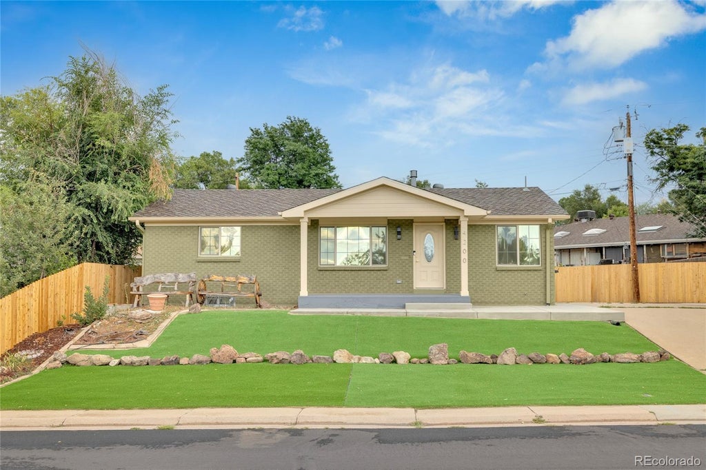 Photo of 4200 S Jason Street, Englewood, CO 80110 (MLS # 6145084)