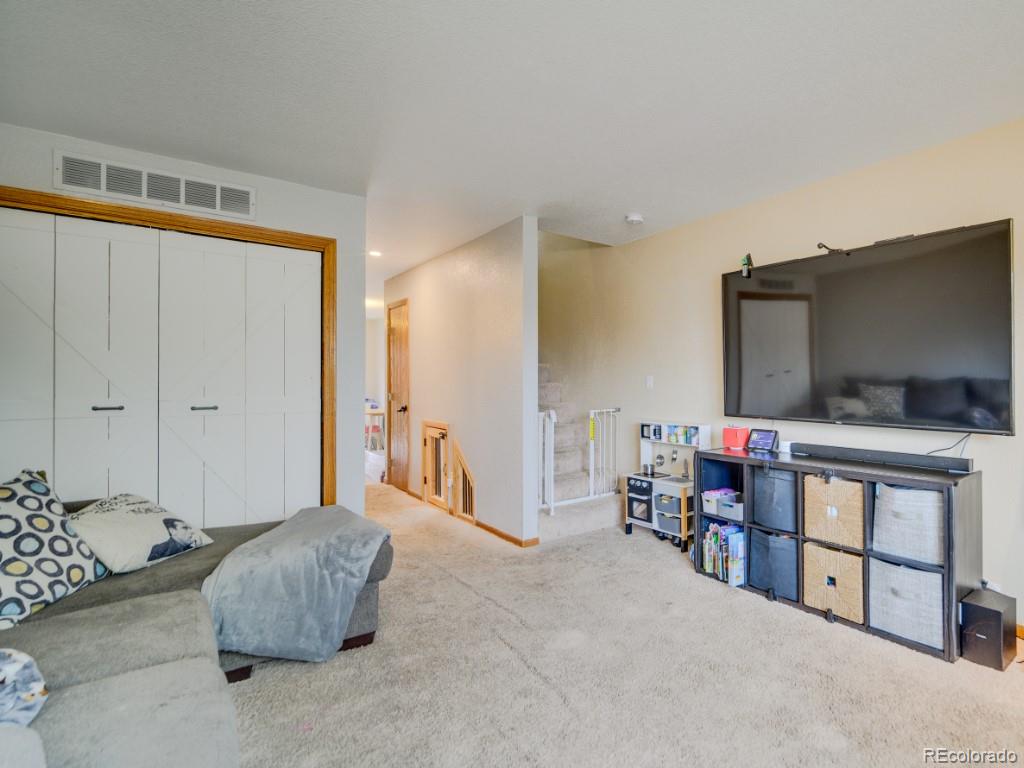 2108 Oakcrest Circle