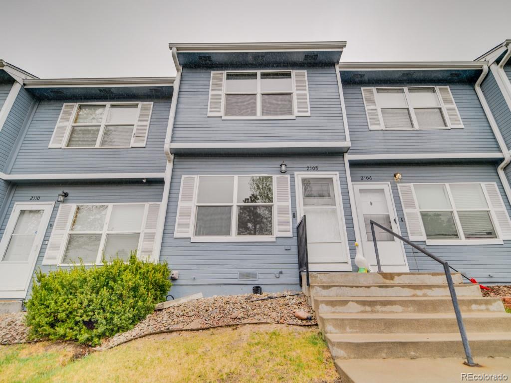 2108 Oakcrest Circle