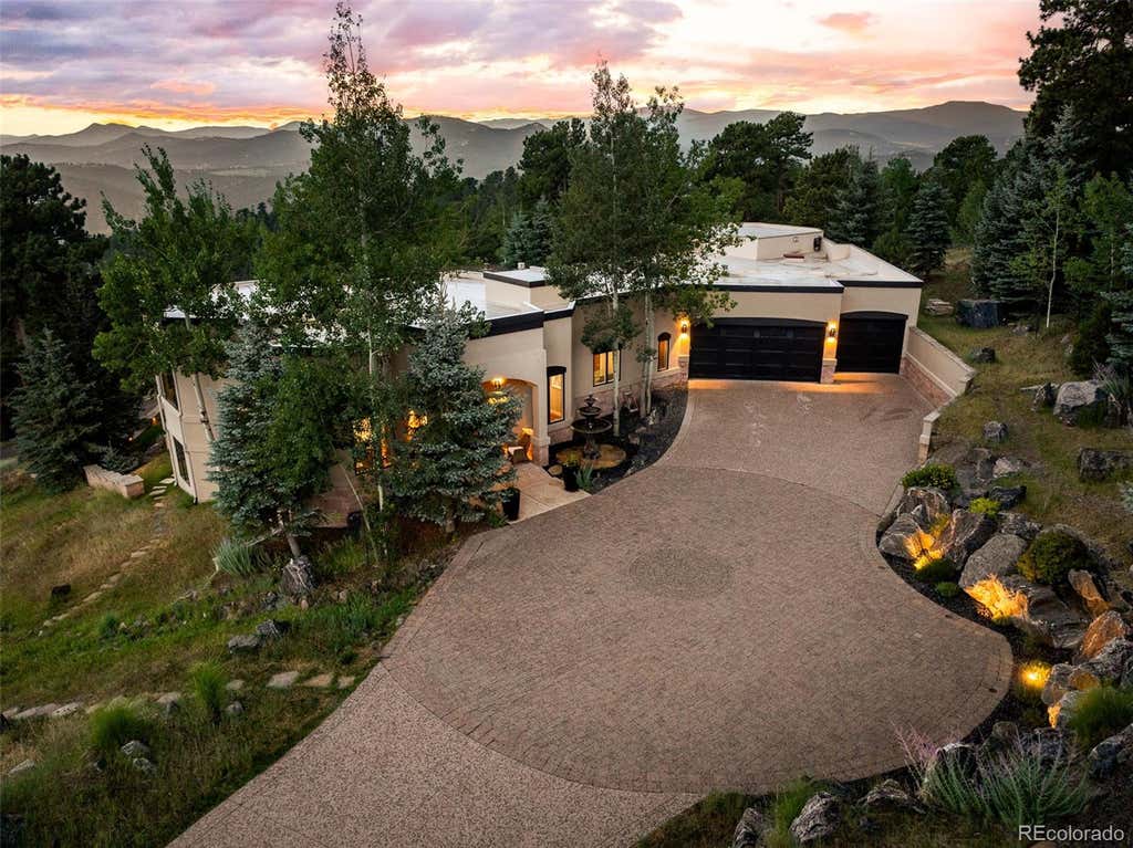 Photo of 23534 Waynes Way, Golden, CO 80401 (MLS # 4632903)