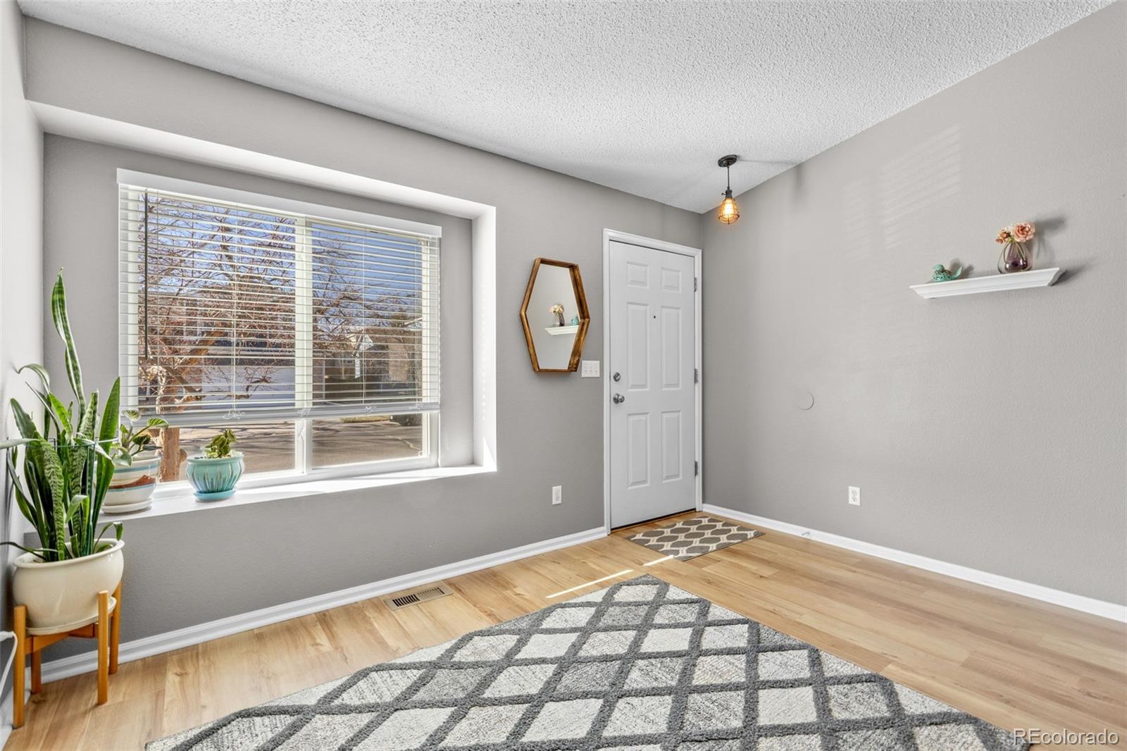 10566 Hyacinth Place