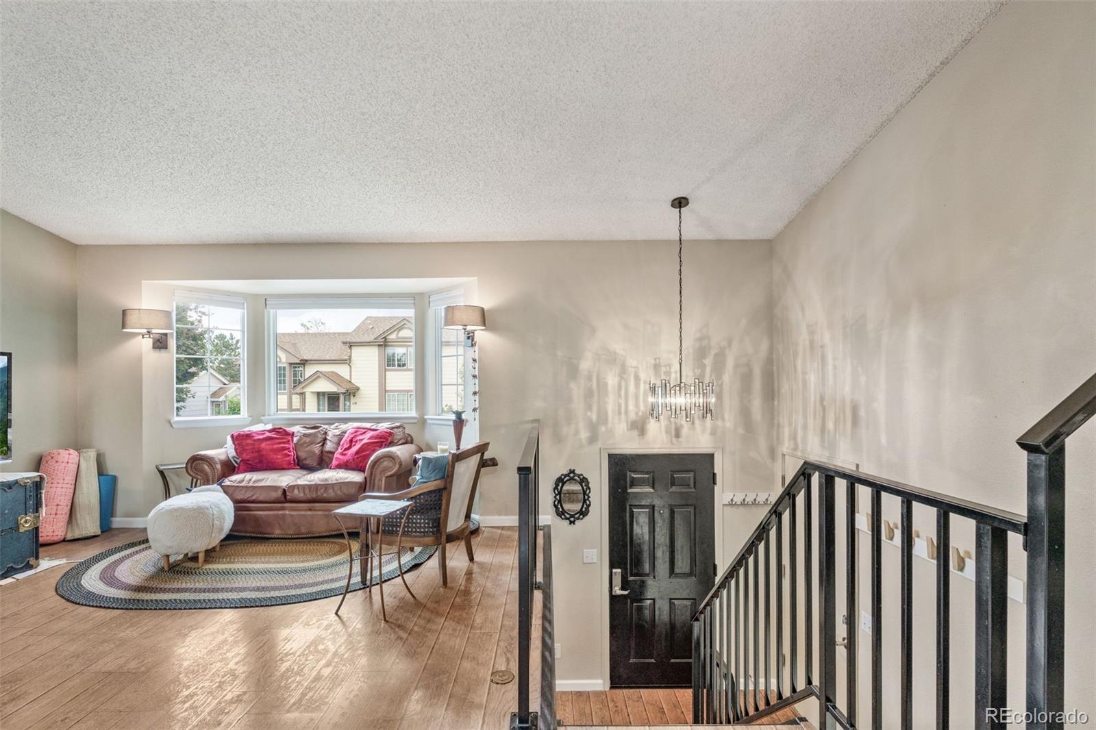 109 N Quicksilver Avenue