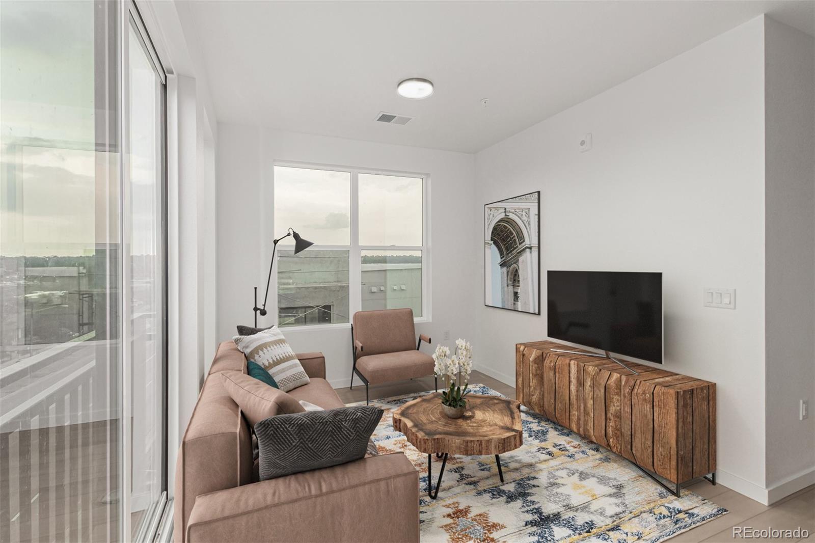 1634 N Sheridan Boulevard 103