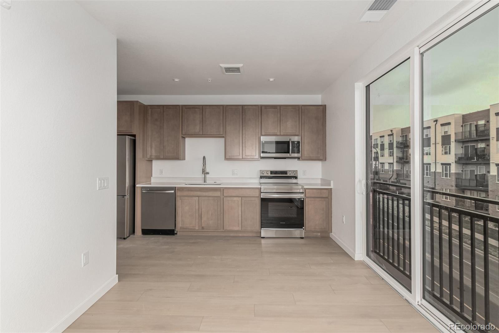 1634 N Sheridan Boulevard 103