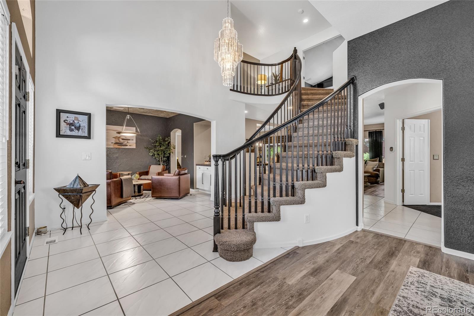 9856 Glenstone Trail