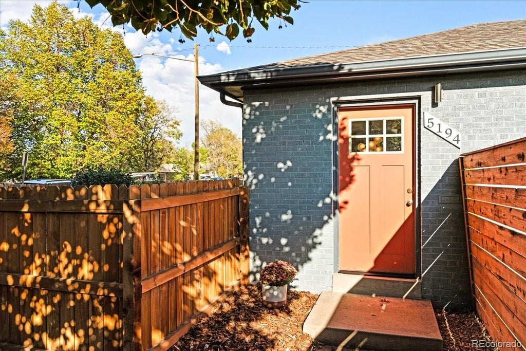 Photo of 5194 E 33rd Avenue, Denver, CO 80207 (MLS # 8791192)