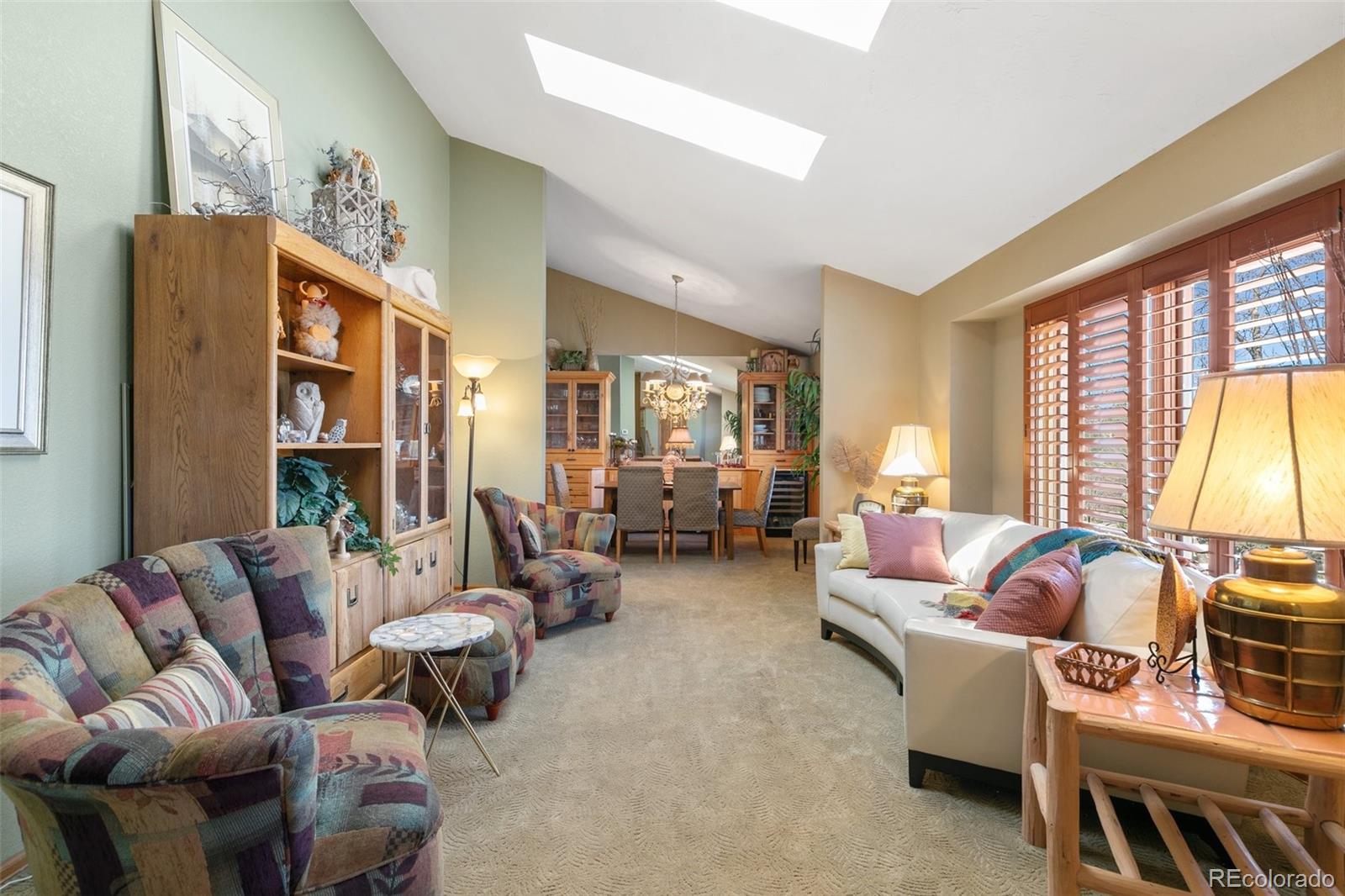 1045 Golden Hills Road
