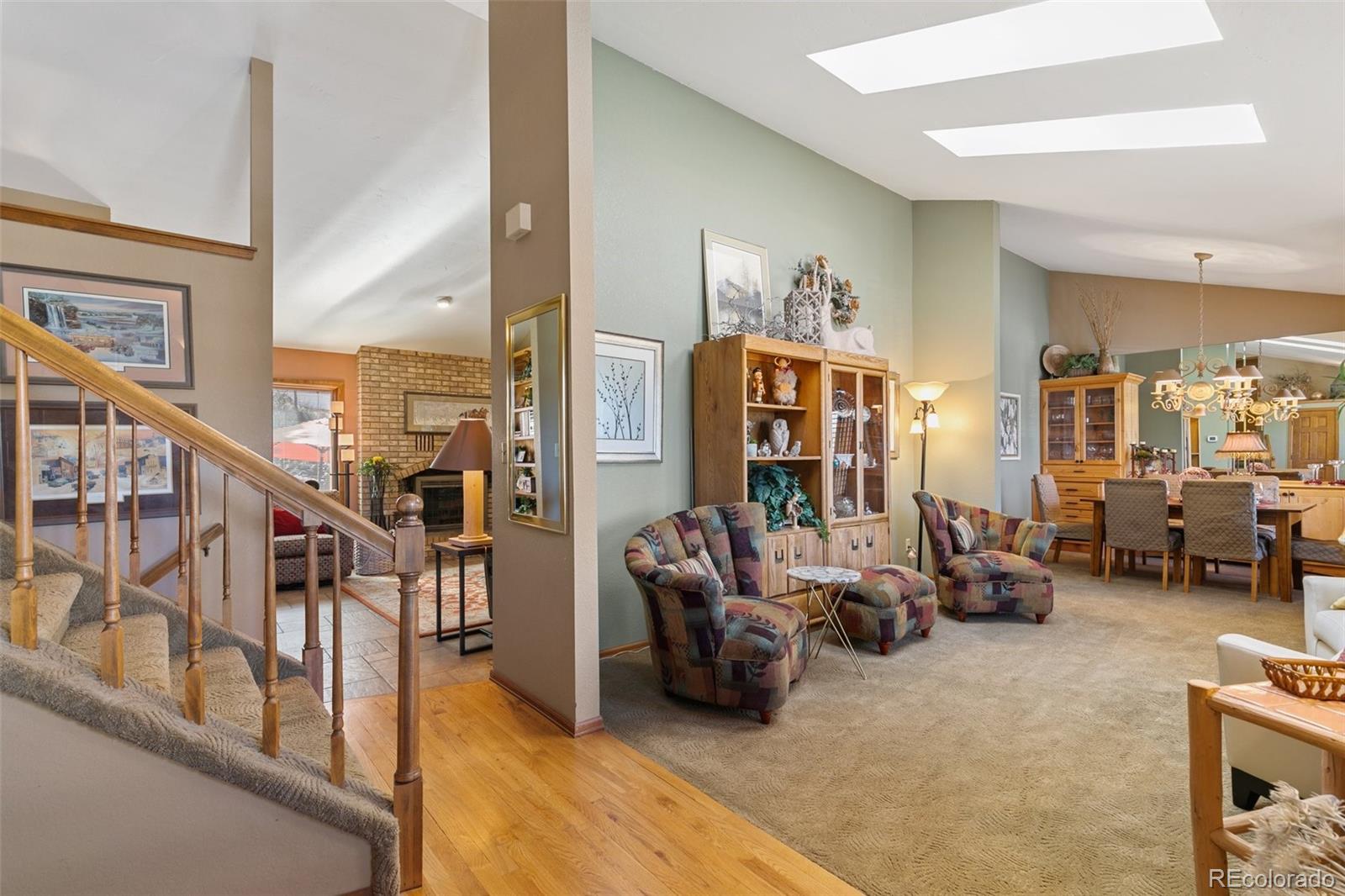 1045 Golden Hills Road