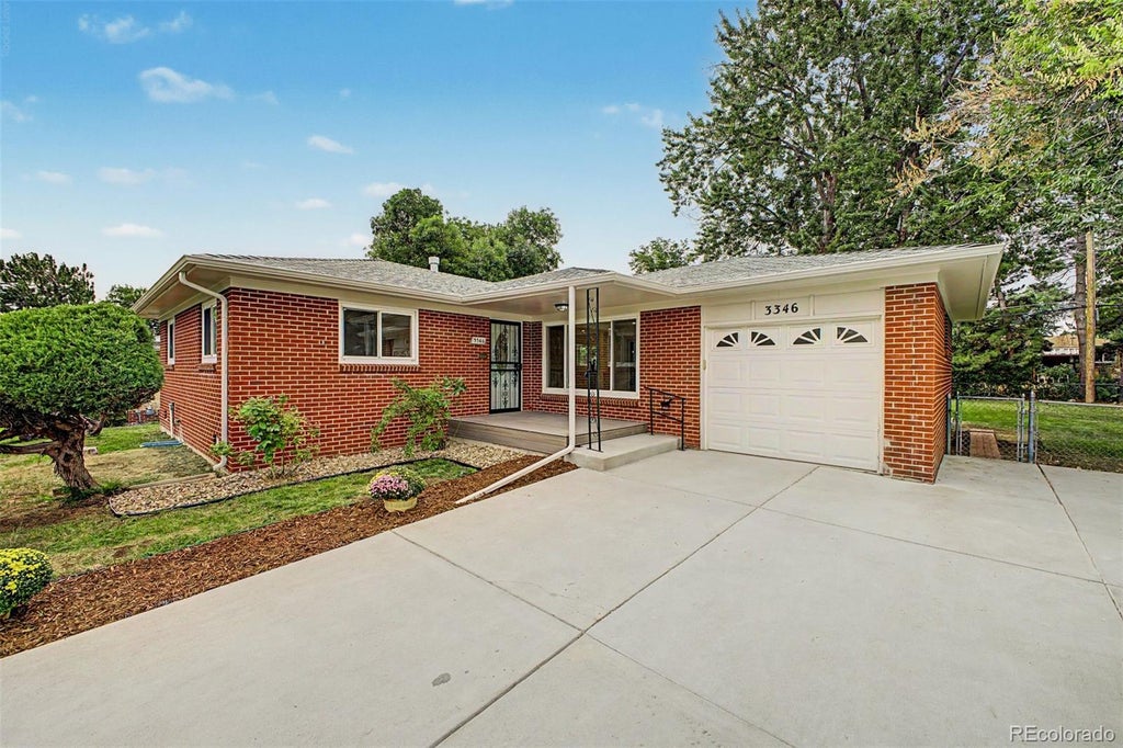 Photo of 3346 W Layton Avenue, Englewood, CO 80110 (MLS # 3947256)