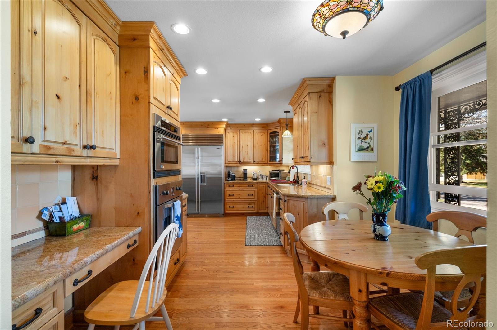 3236 S Saint Paul Street