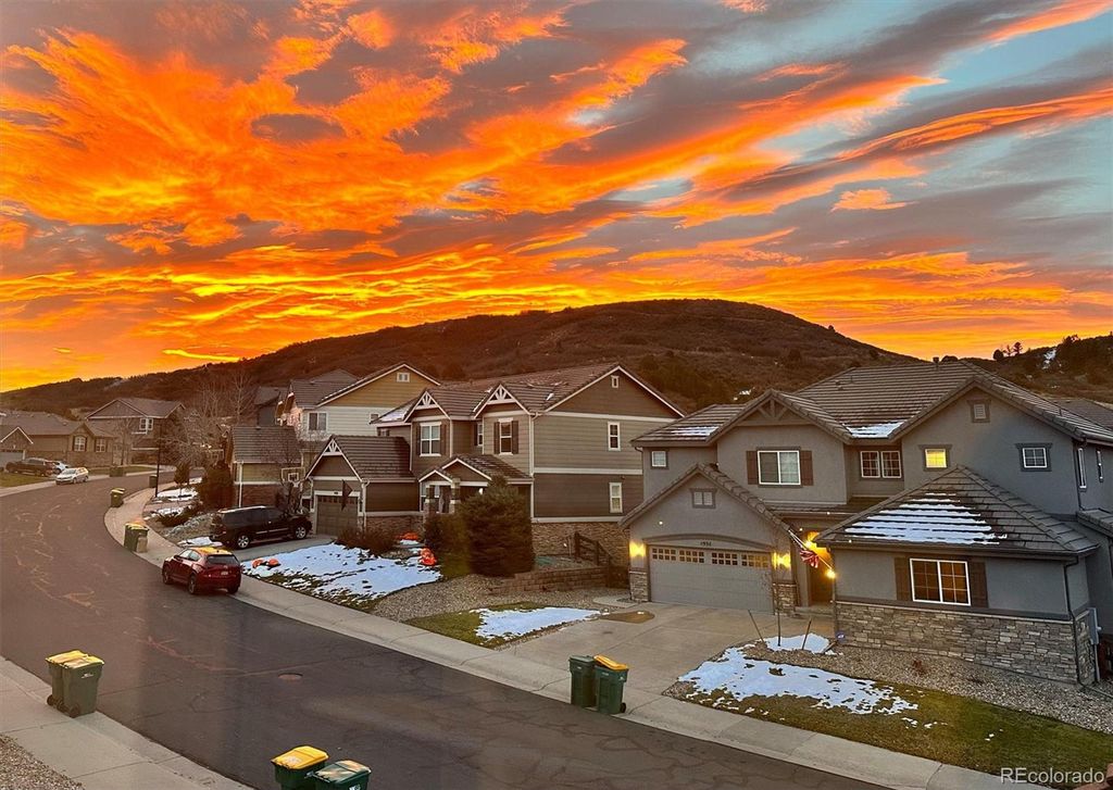 Photo of 4945 Persimmon Lane, Castle Rock, CO 80109 (MLS # 7406364)