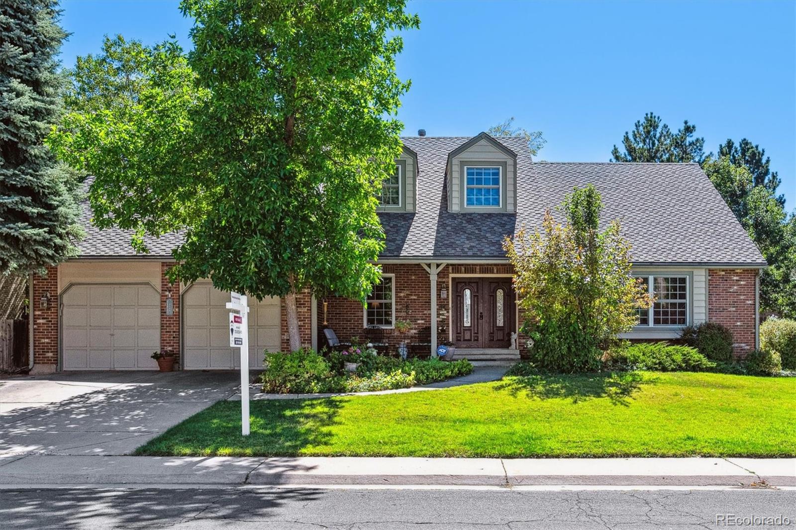 3756 E Phillips Circle