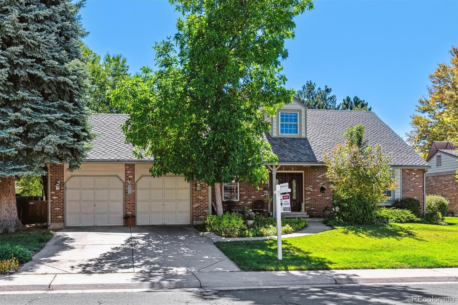 3756 E Phillips Circle