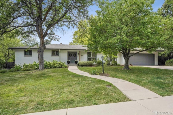 3961 S DAHLIA ST, ENGLEWOOD, CO 80113 - Image b666d92fce67c2c8ecebc576762bef2c/4007760801