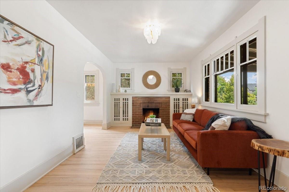 838 S Sherman Street, Denver, CO, 80209 1 838 S Sherman Street