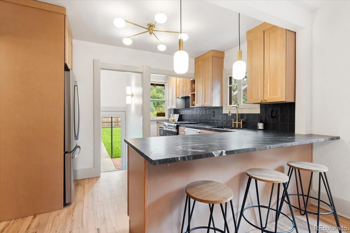 838 S Sherman Street, Denver, CO, 80209 2 838 S Sherman Street