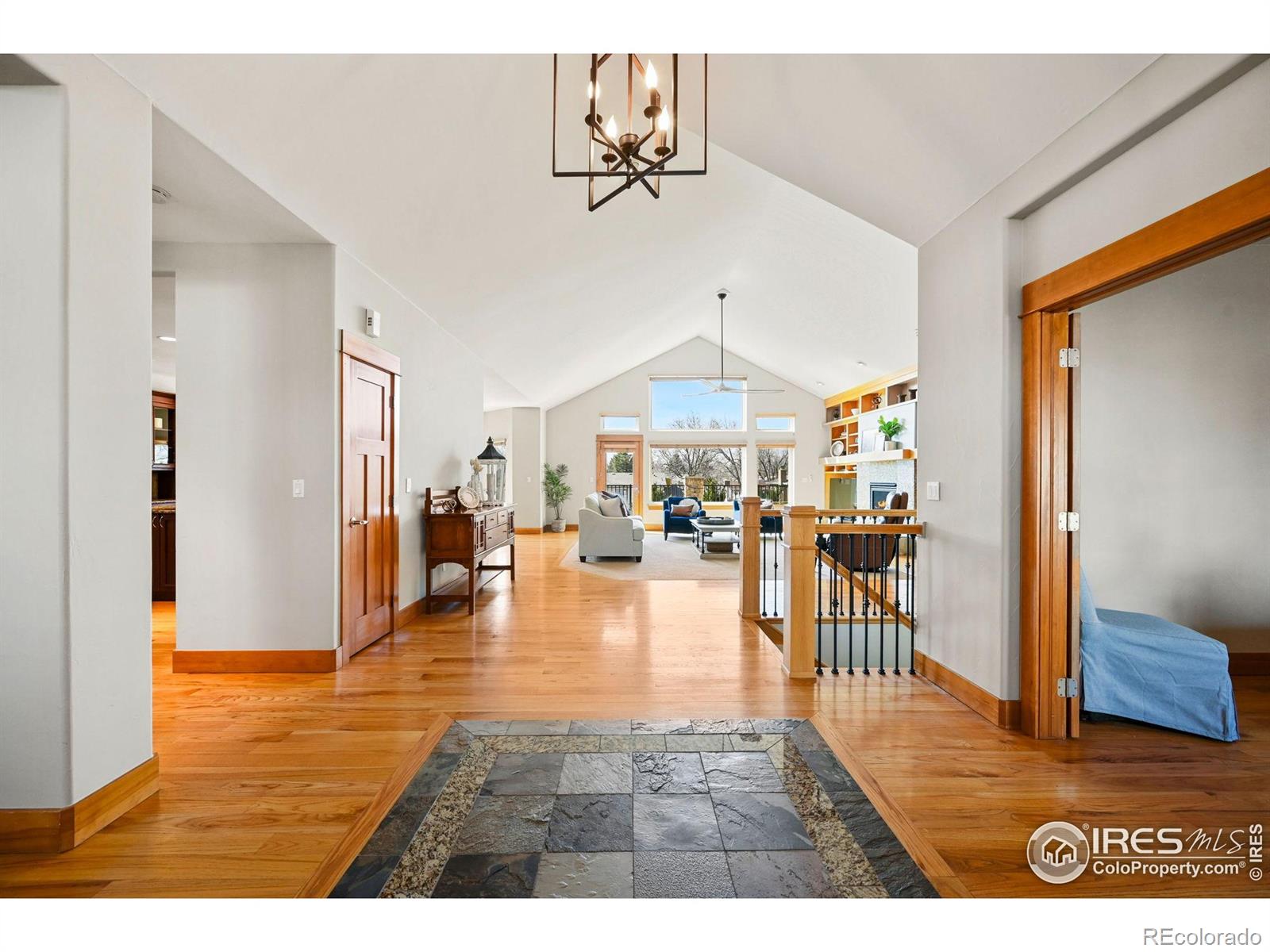 13866 W 76th Place