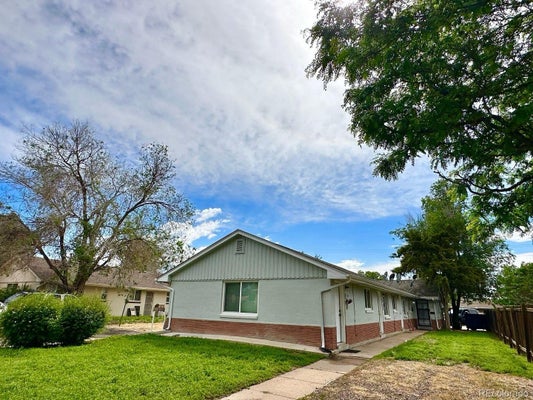 1165 AKRON ST, AURORA, CO 80010 - Image b67e4cd0025e9e80f5f74cbf427f7e83/1286550283