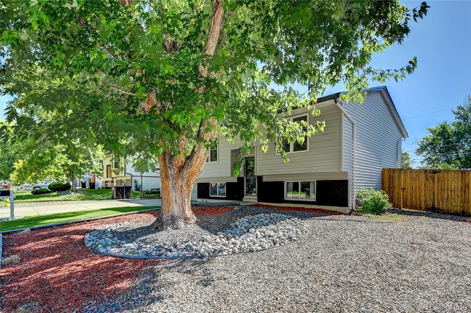 8528 Fenton Street
