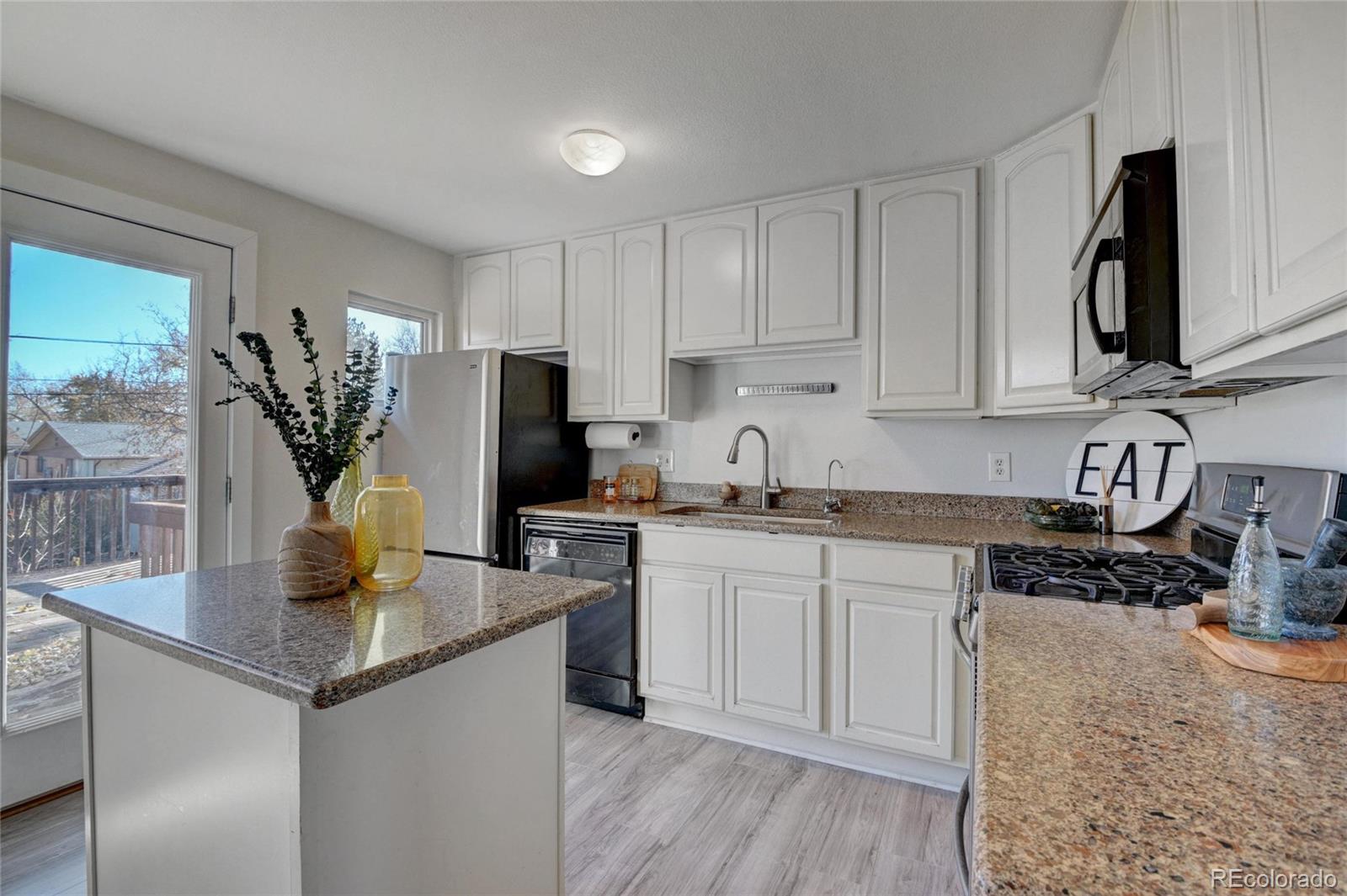 8528 Fenton Street