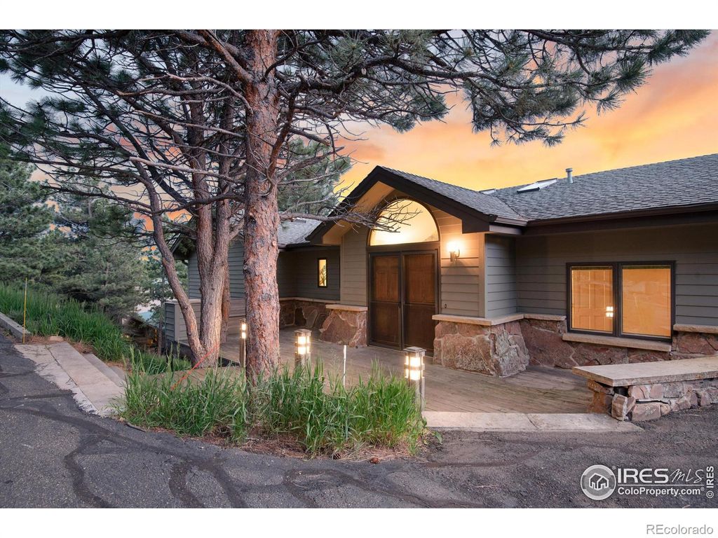 Photo of 142 Meadowlook Way, Boulder, CO 80304 (MLS # IR1050552)