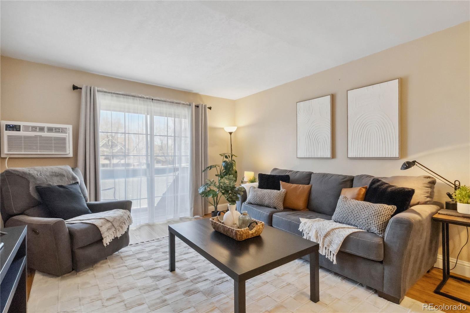 1410 York Street 35, Denver, CO, 80206 4 1410 York Street 35