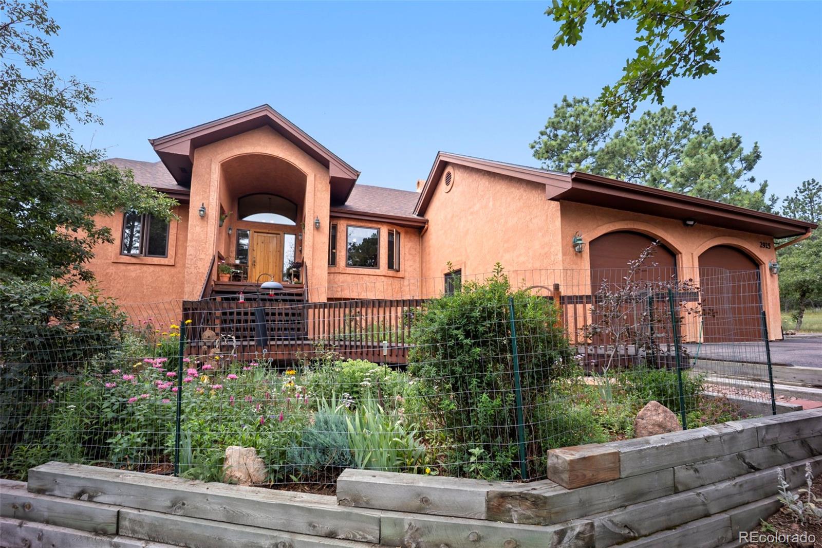 2925 Lake Meadow Drive