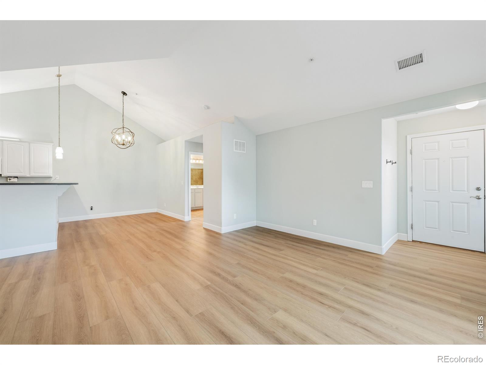 2497 Santa Fe Drive C