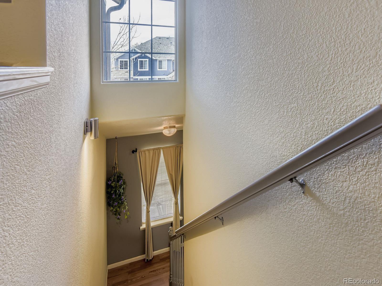 5255 Memphis Street 123