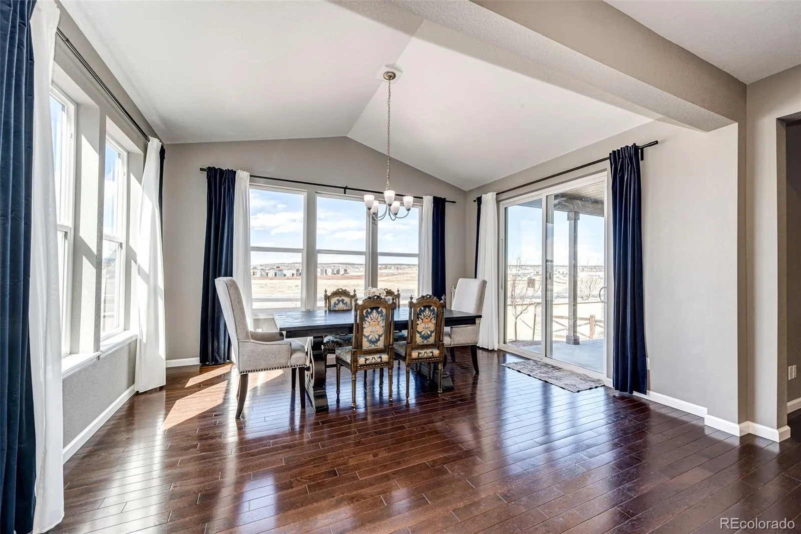 Colorado Springs, Colorado 80927, United States, 5 Bedrooms Bedrooms, ,3 BathroomsBathrooms,Residential,Active,82318