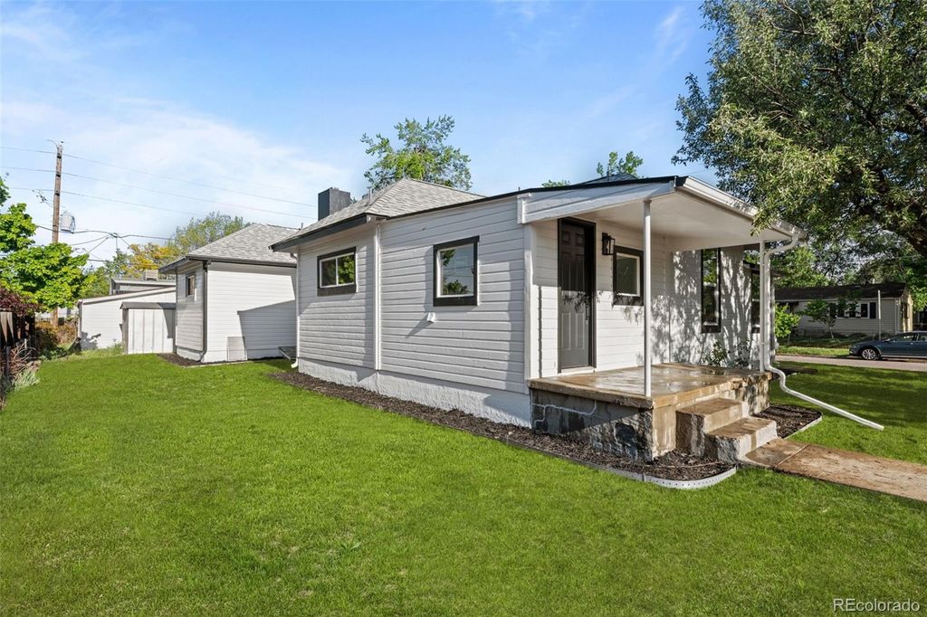 Photo of 5755 W 43rd Avenue, Denver, CO 80212 (MLS # 8102624)