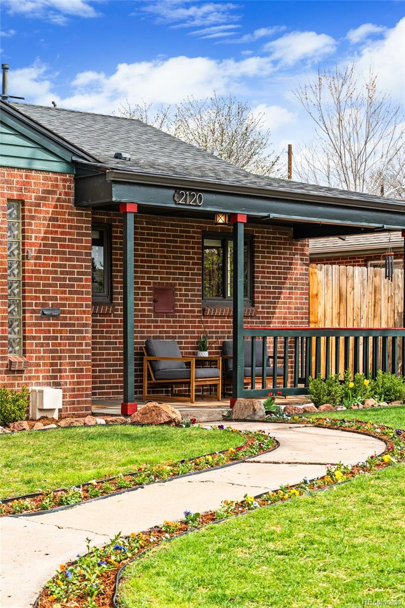 2120 N Poplar Street