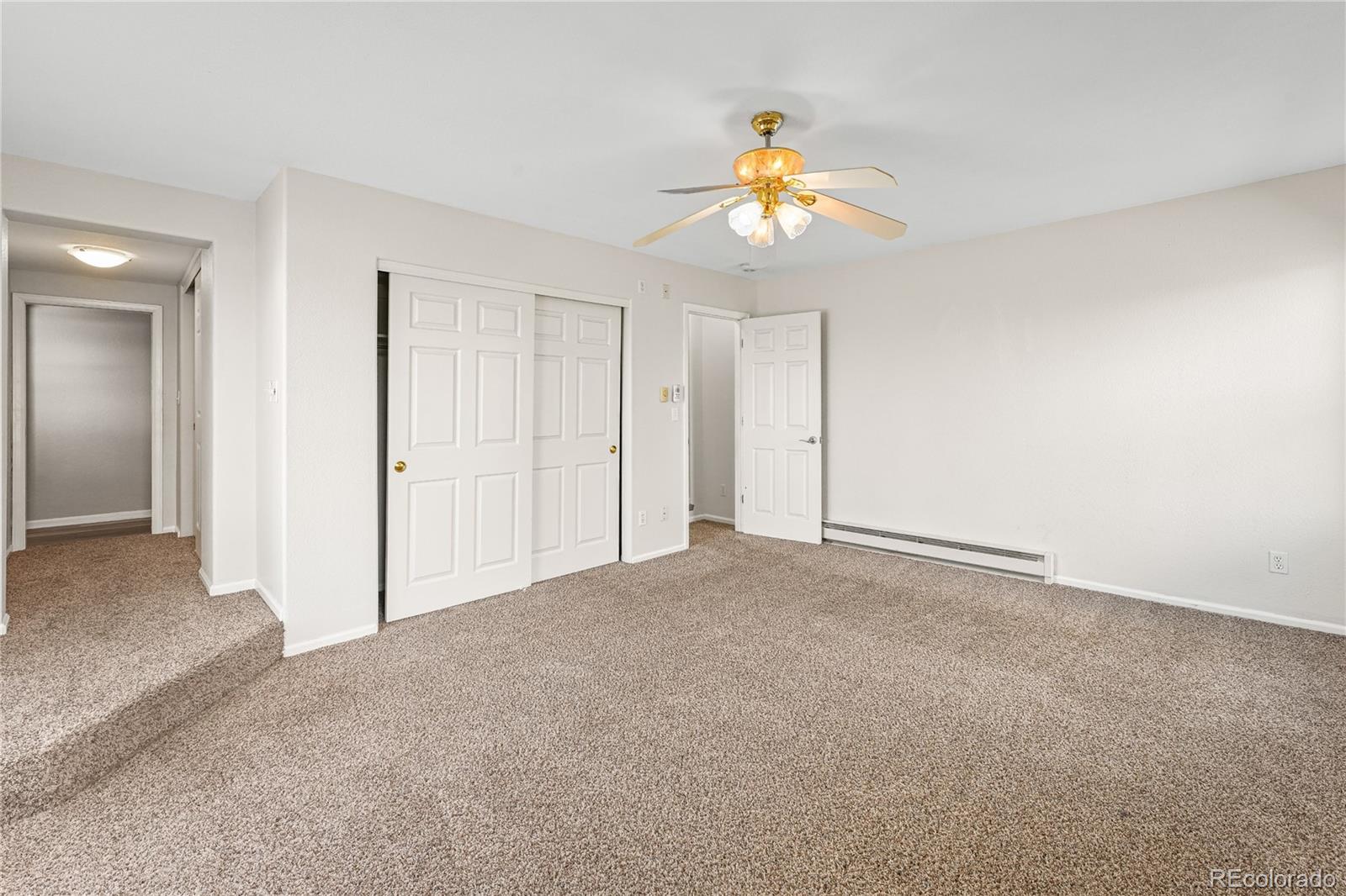 21400 E 11th Avenue