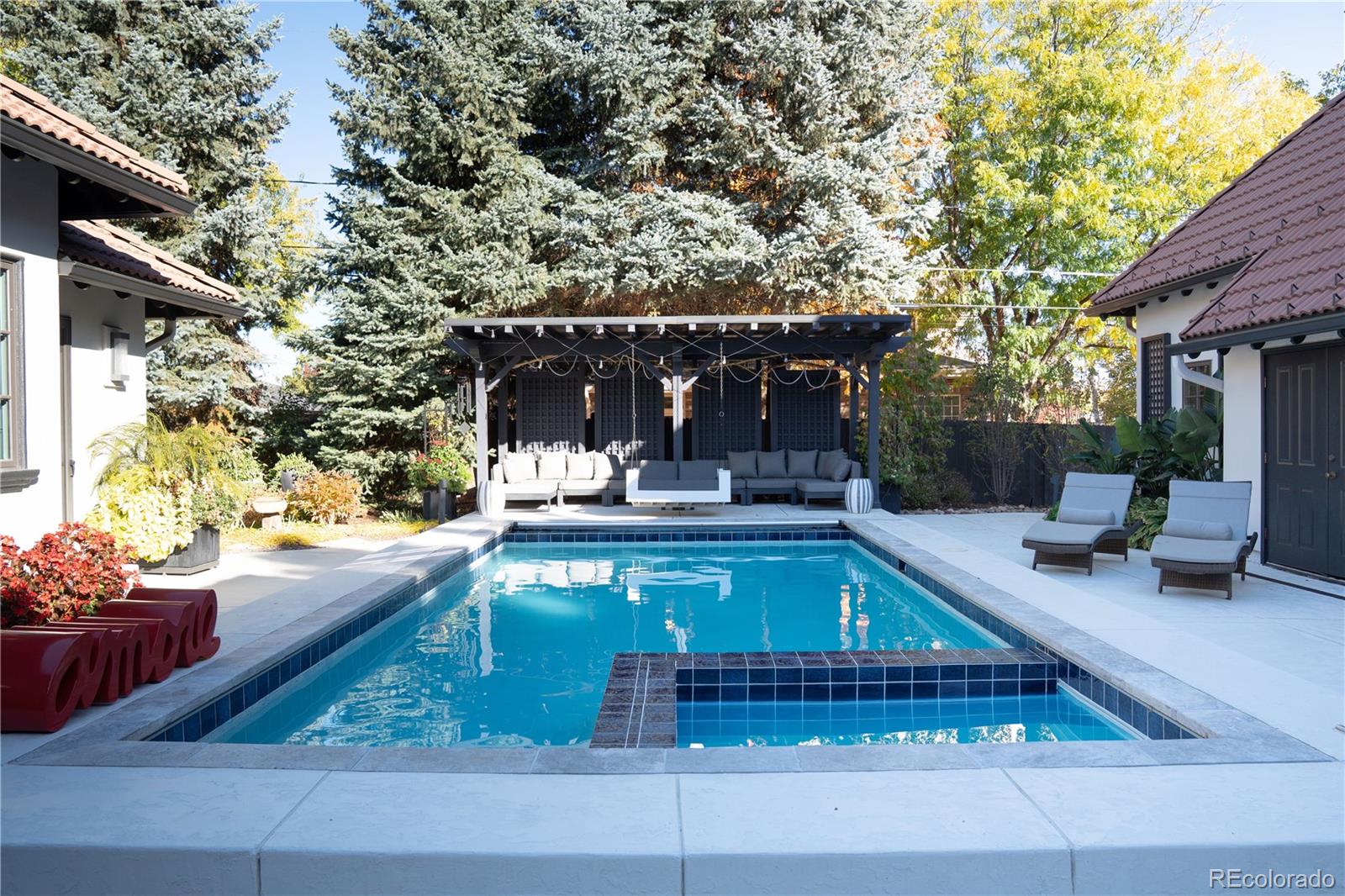 190 S Glencoe Street