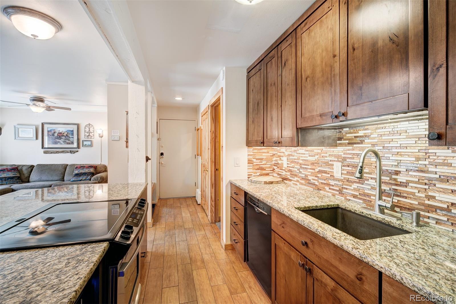 760 Columbine Road B6