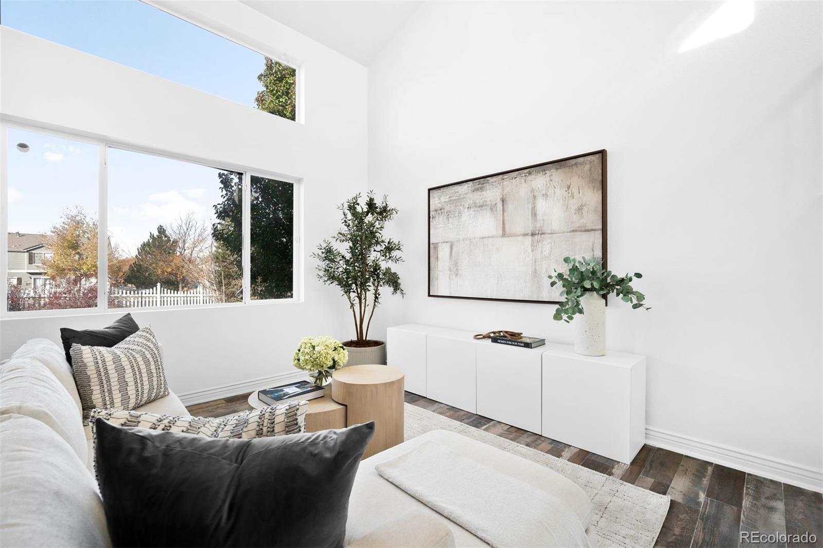 24631 E Kansas Circle