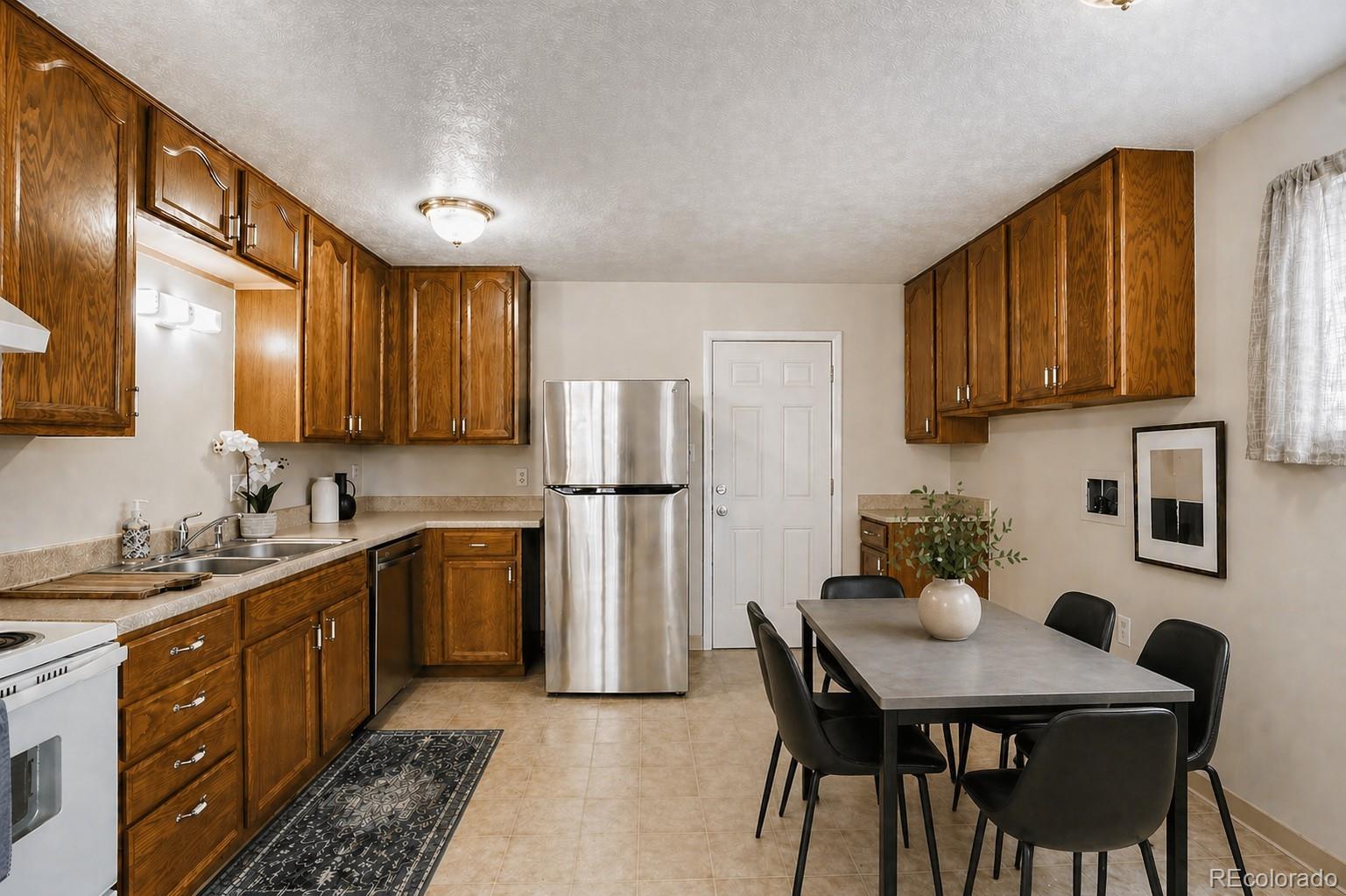 1600 S Wolcott Court