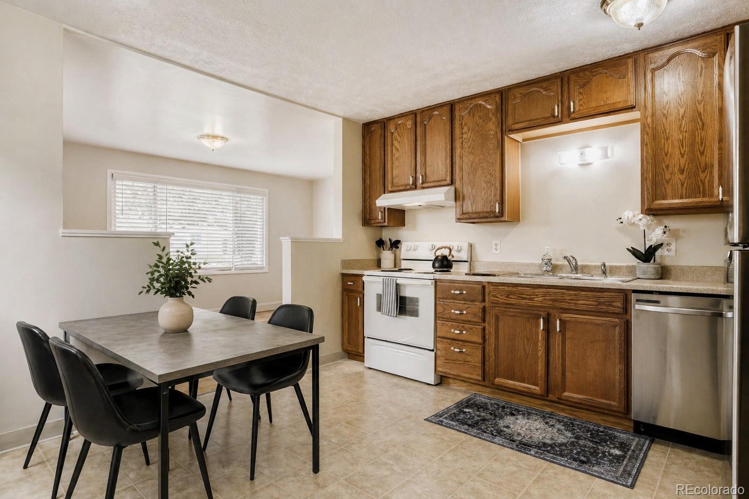 1600 S Wolcott Court