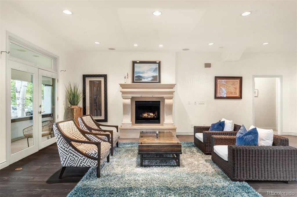Photo of 960 S High Street, Denver, CO 80209 (MLS # 8075209)