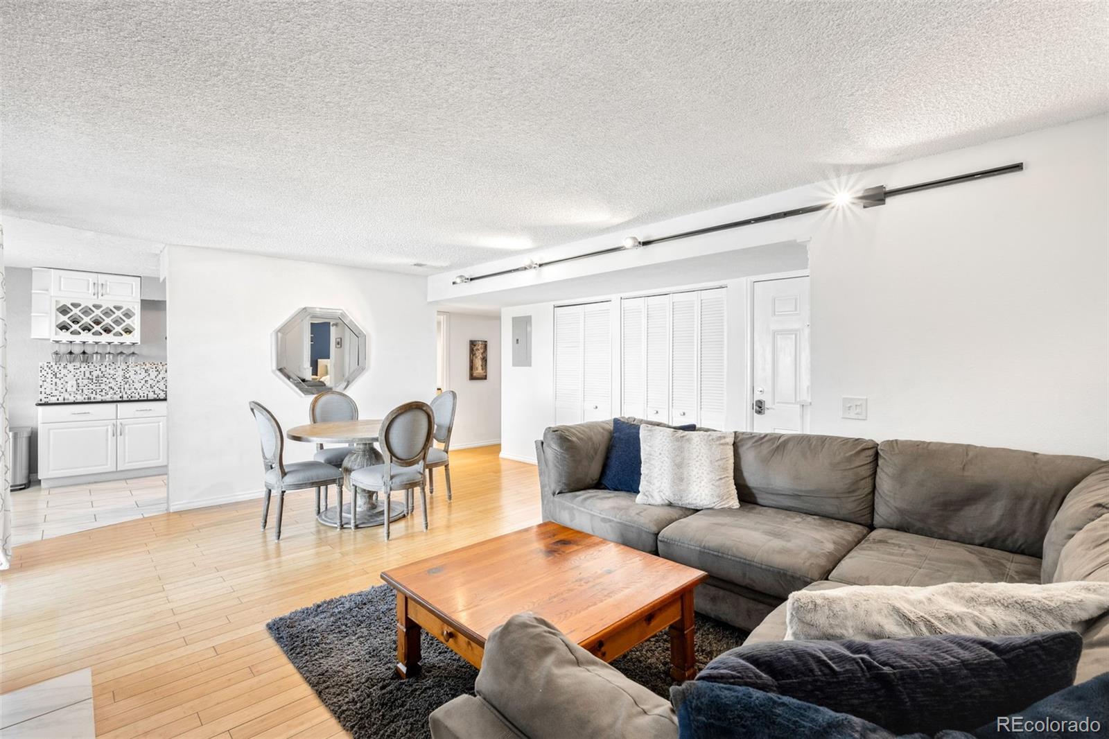 7395 E Eastman Avenue 201M