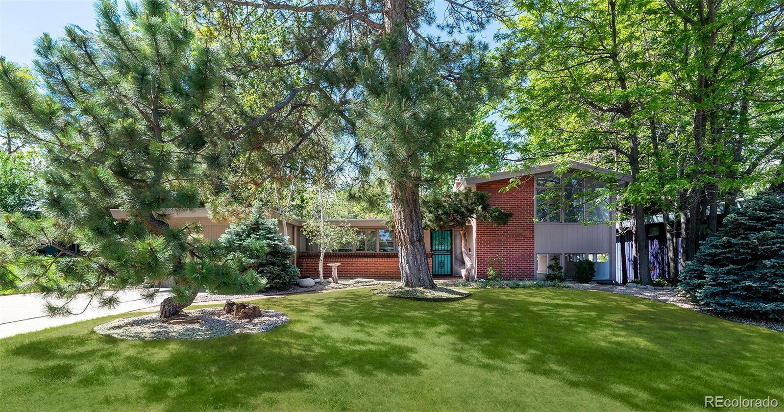 2935 S Lafayette Drive