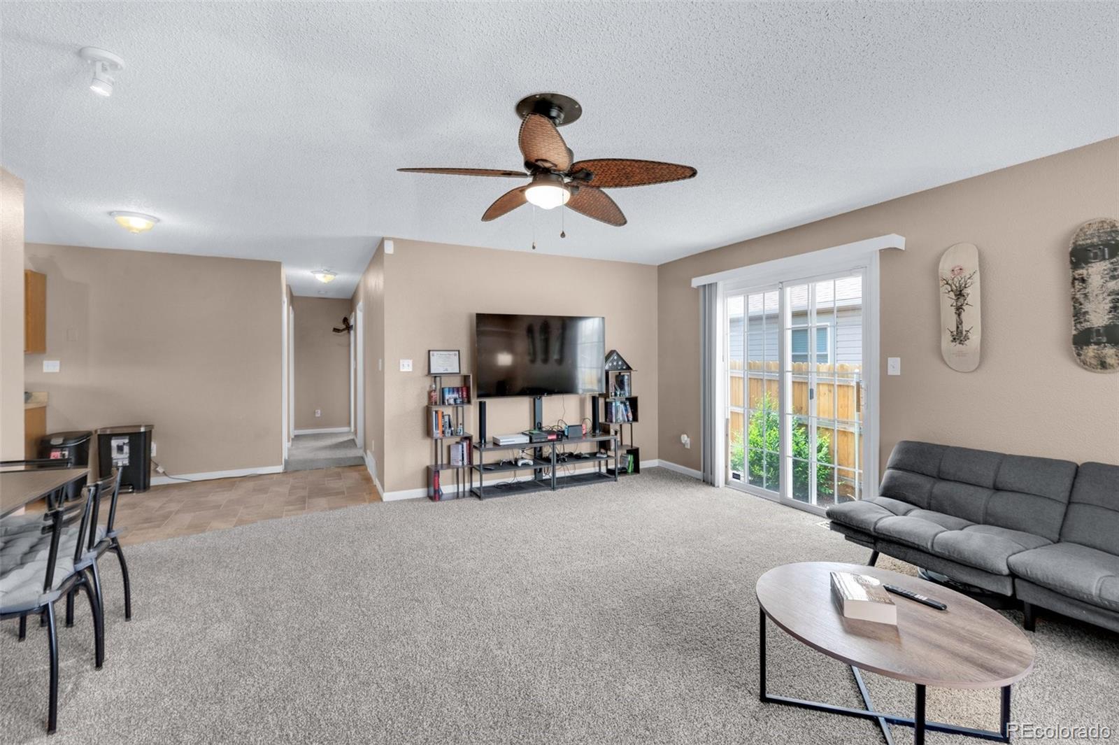 4555 Hollyridge Drive