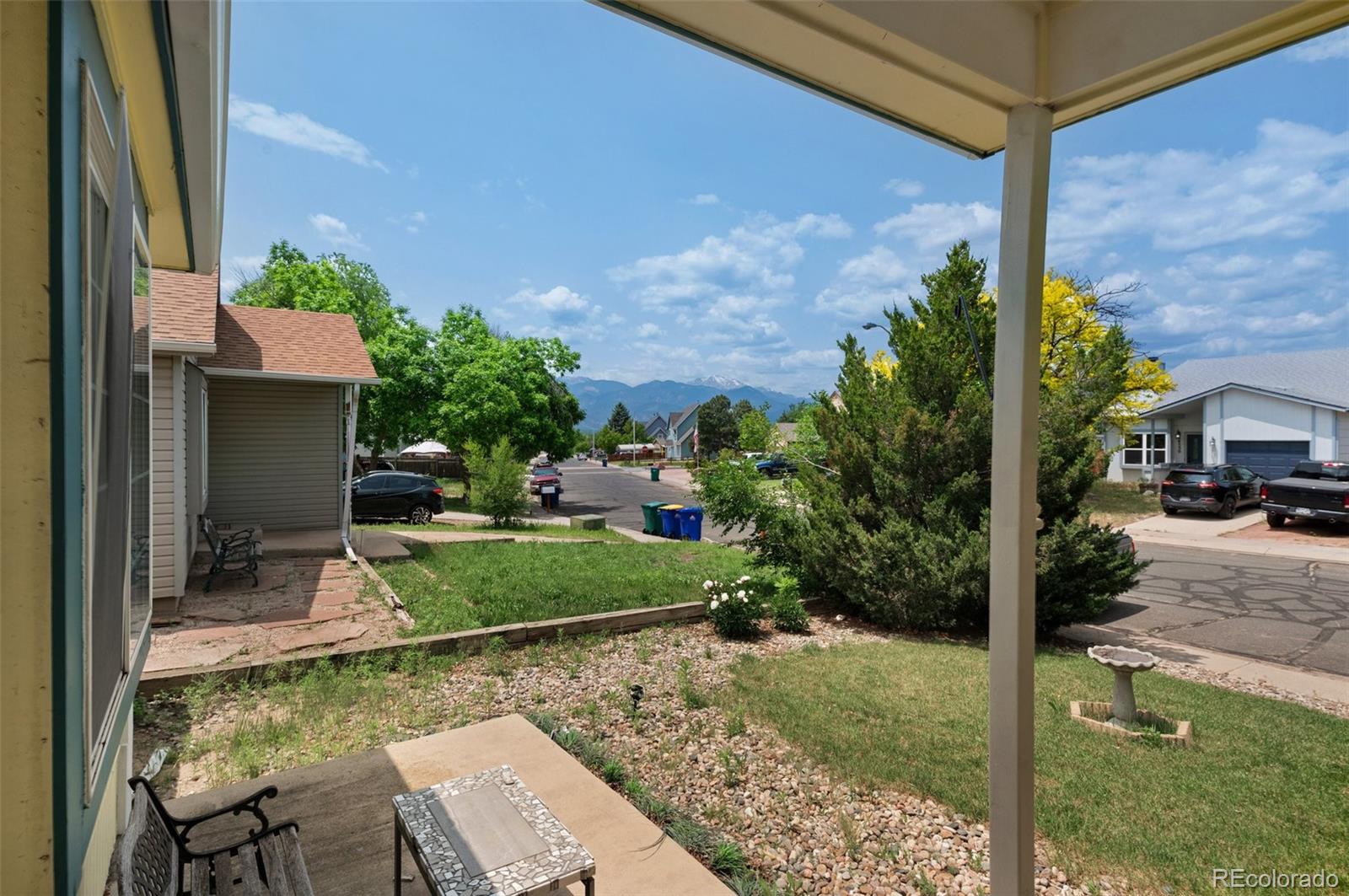 4555 Hollyridge Drive